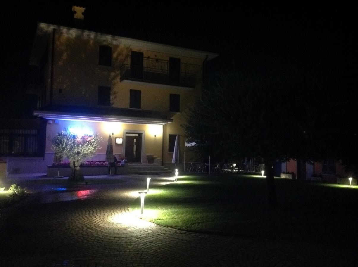 Hotel Panineria Colombera Rossa Μπρέσια Εξωτερικό φωτογραφία