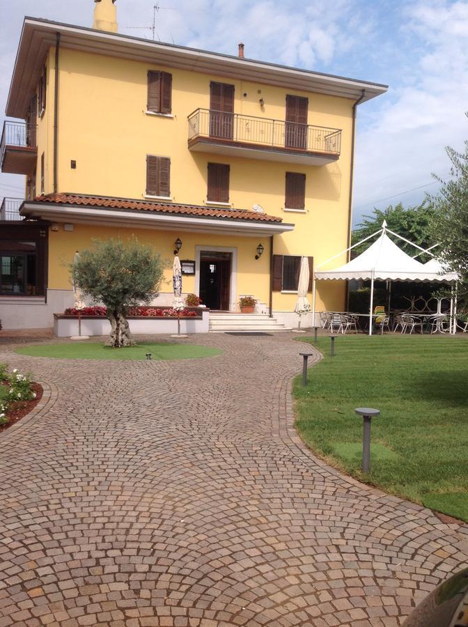 Hotel Panineria Colombera Rossa Μπρέσια Εξωτερικό φωτογραφία